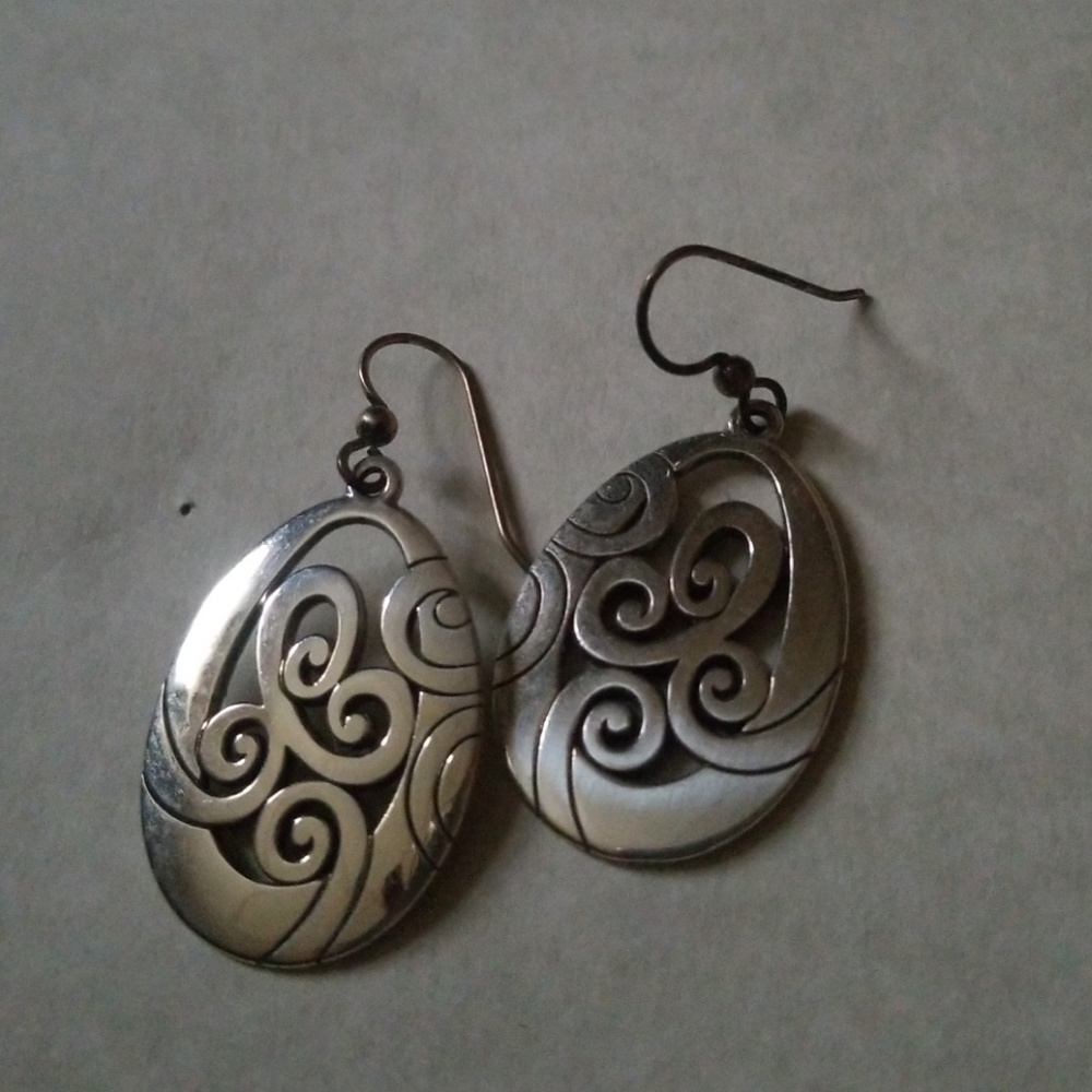 Silver drop disc earrings